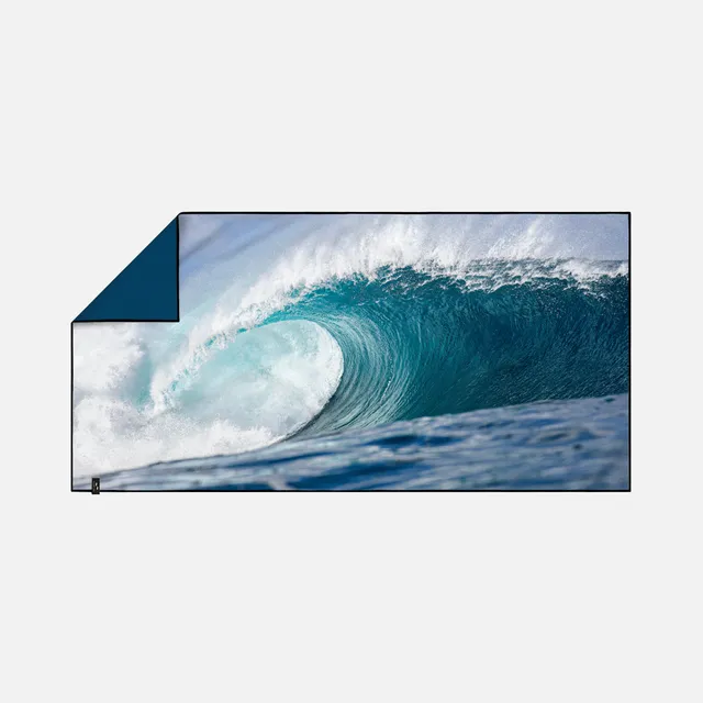 slowtide-ke-nui-2-performance-quick-dry-towel-brent-bielmann-x-slowtide image 1