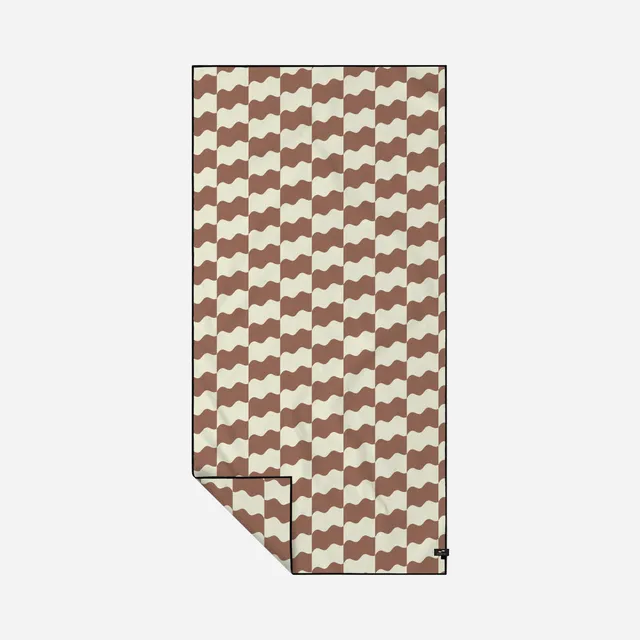 slowtide-checker-performance-quick-dry-travel-towel-mousse image 1