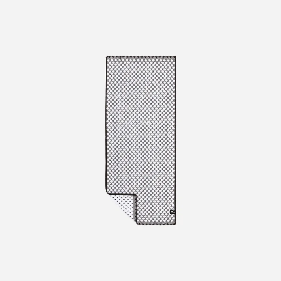 slowtide-clive-hand-towel image 1