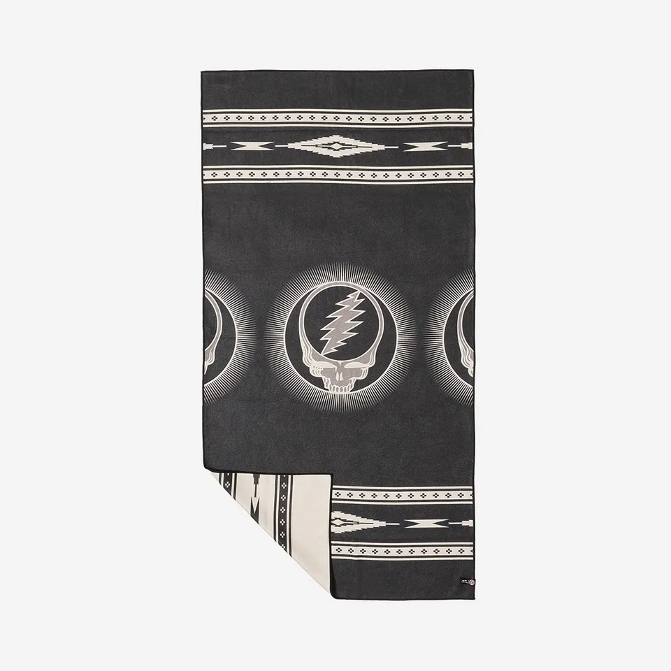 slowtide-fillmore-performance-quick-dry-towel-grateful-dead-x-slowtide image 1