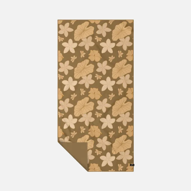 slowtide-plumeria-performance-quick-dry-towel-bronze image 1