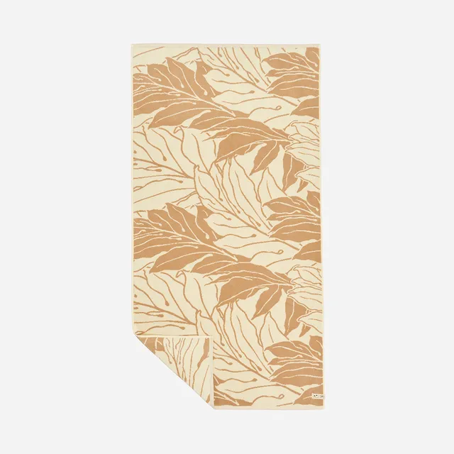 slowtide-ulu-bath-towel-quick-dry-versatile image 1
