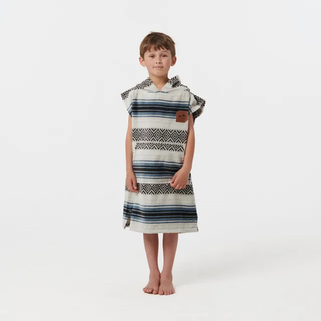 slowtide-oso-kids-poncho-ultra-soft-100-cotton-changing-poncho-for-kids image 1