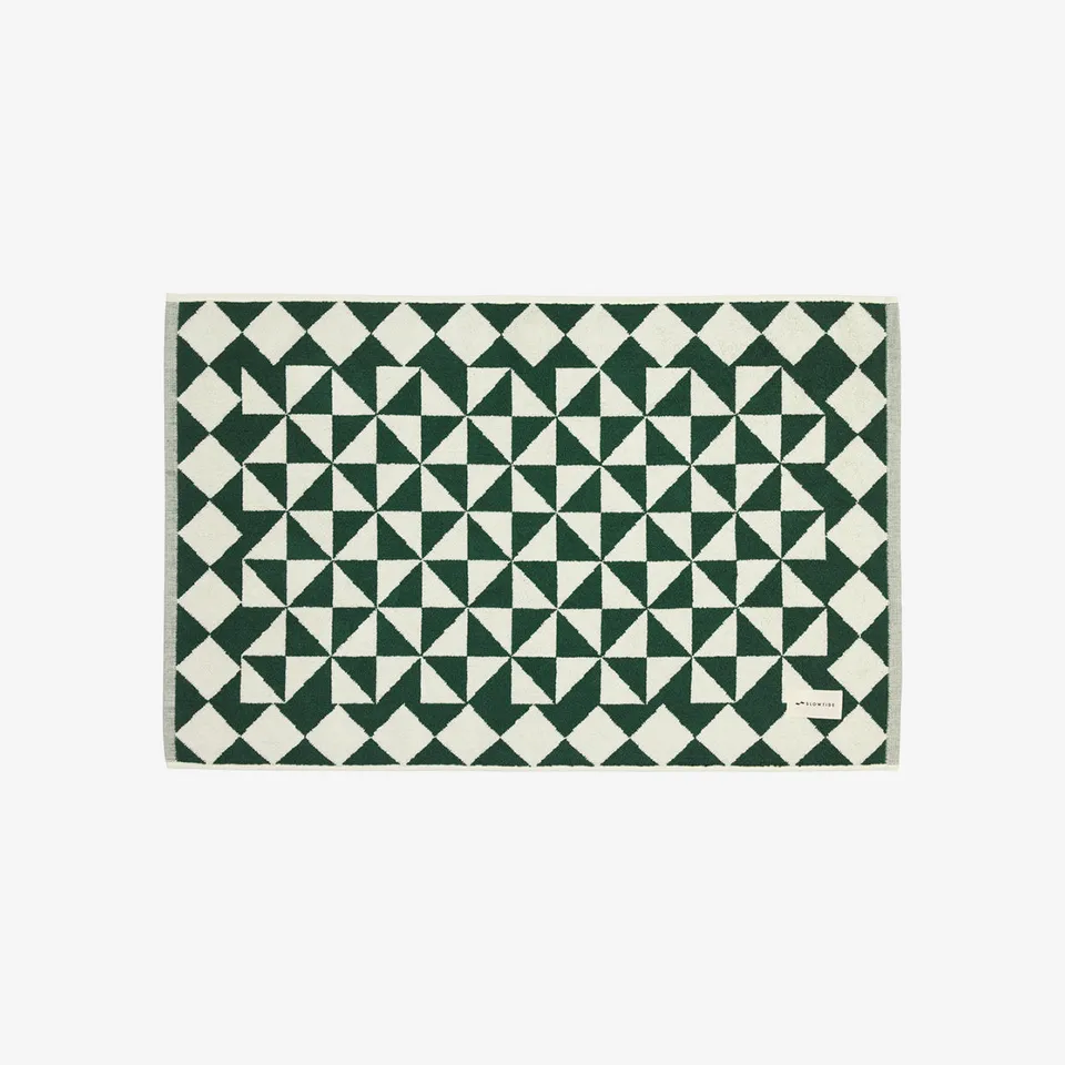 slowtide-gatsby-bath-mat-sequoia image 1