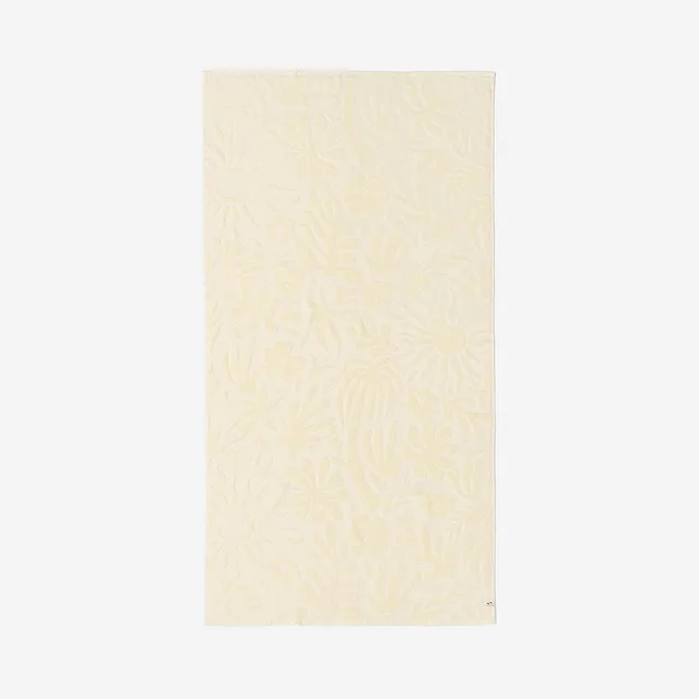 slowtide-sunny-sculpted-bath-towel image 1