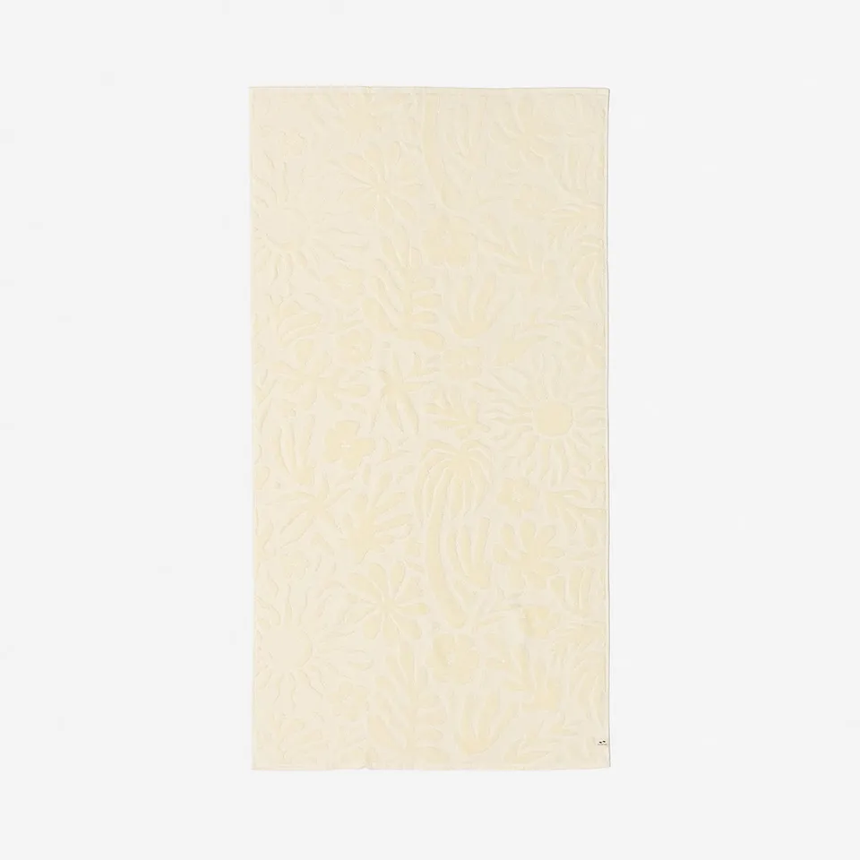 slowtide-sunny-sculpted-bath-towel image 1