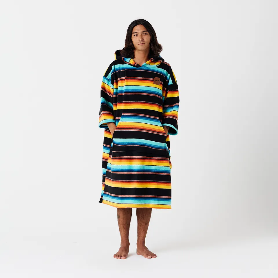 slowtide-el-cap-chilling-fleece-poncho image 1