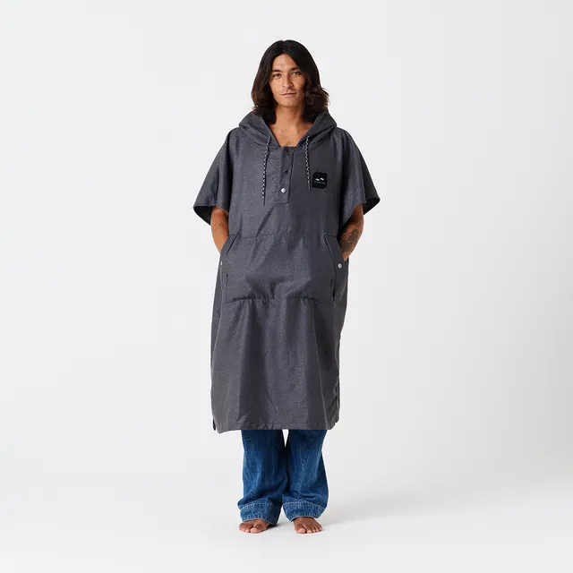 slowtide-daybreak-quick-dry-poncho image 1