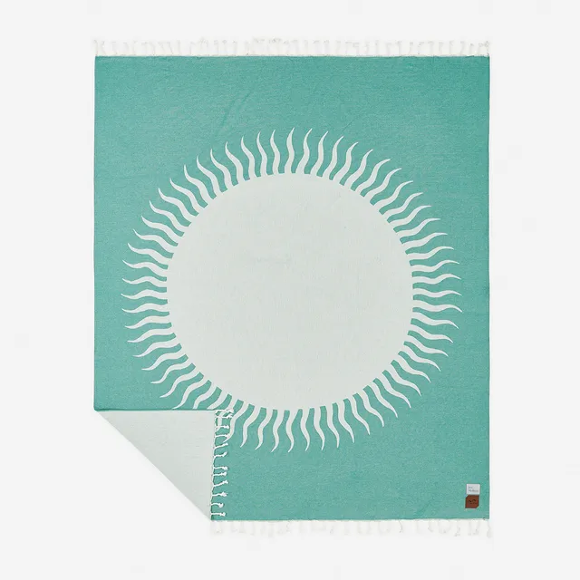 slowtide-sol-lightweight-beach-blanket-mollusk-surf-shop-x-slowtide image 1