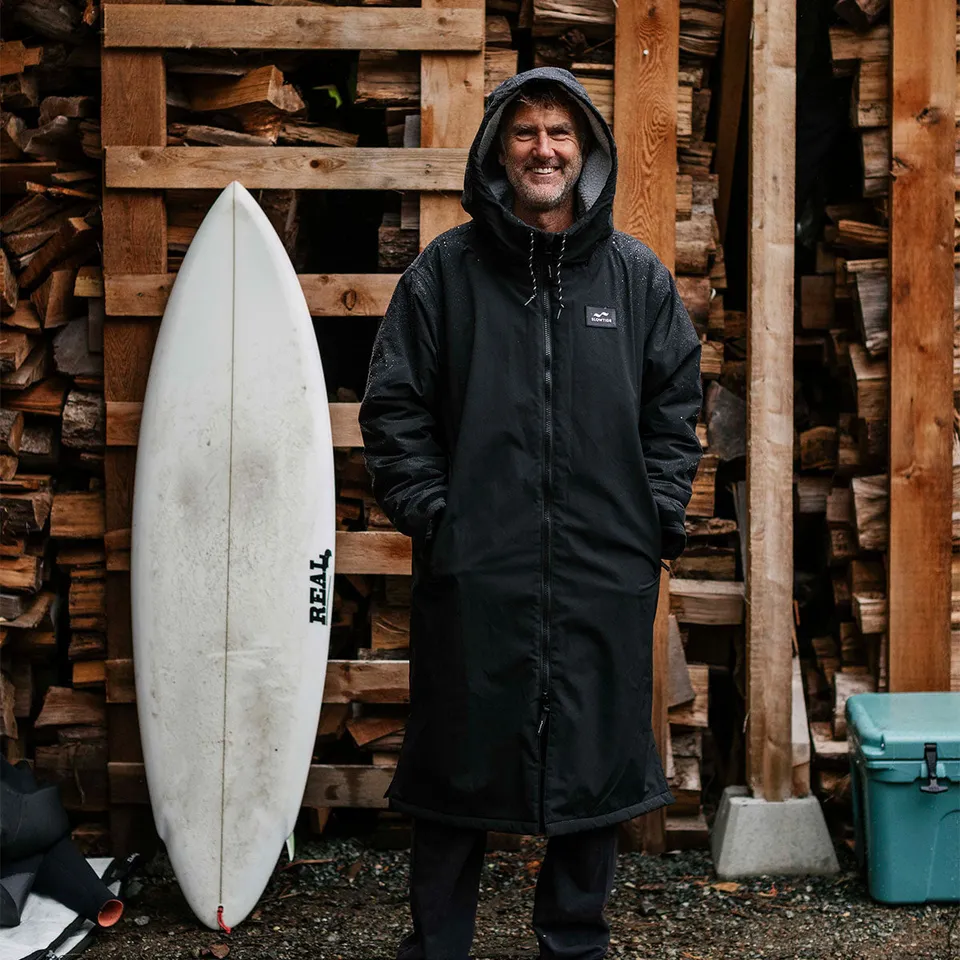 slowtide-all-weather-parka image 1