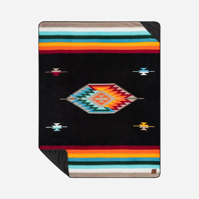 slowtide-valen-camp-blanket image 1
