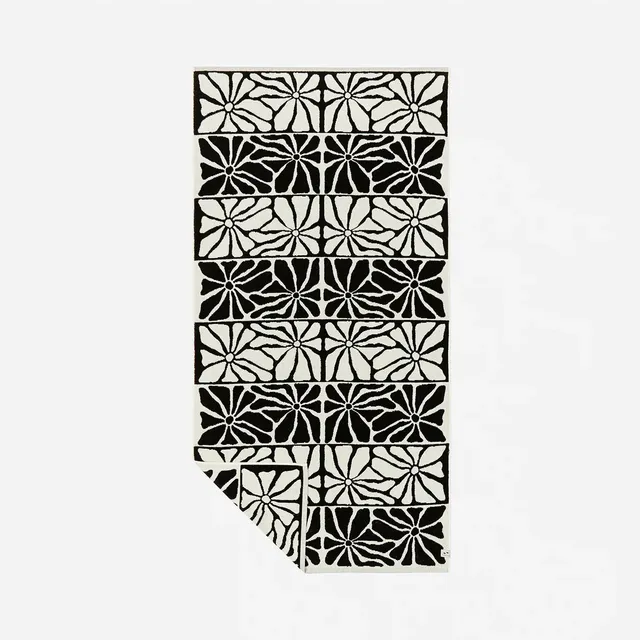 slowtide-ciao-zen-bath-towel-black-monica-bond-collaboration image 1