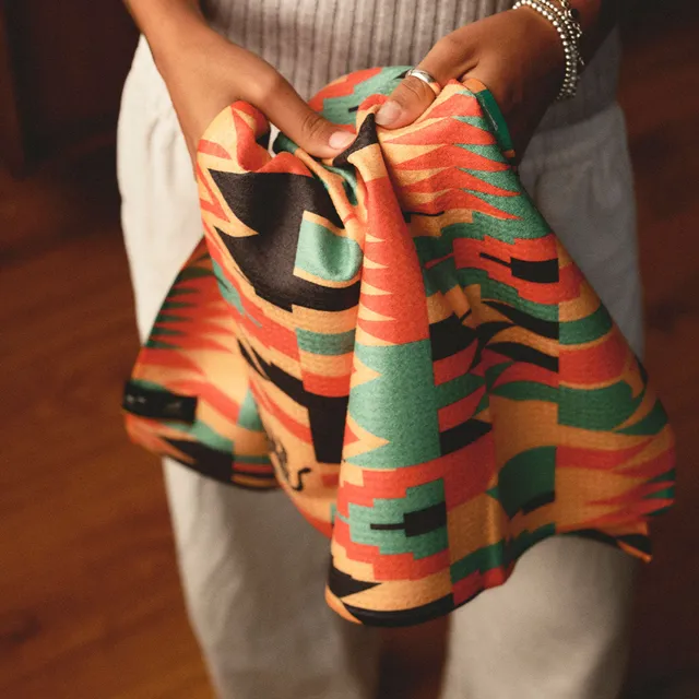slowtide-rocker-quick-dry-kitchen-towel-bob-marley-x-slowtide-vibrant-graphic-mi image 1