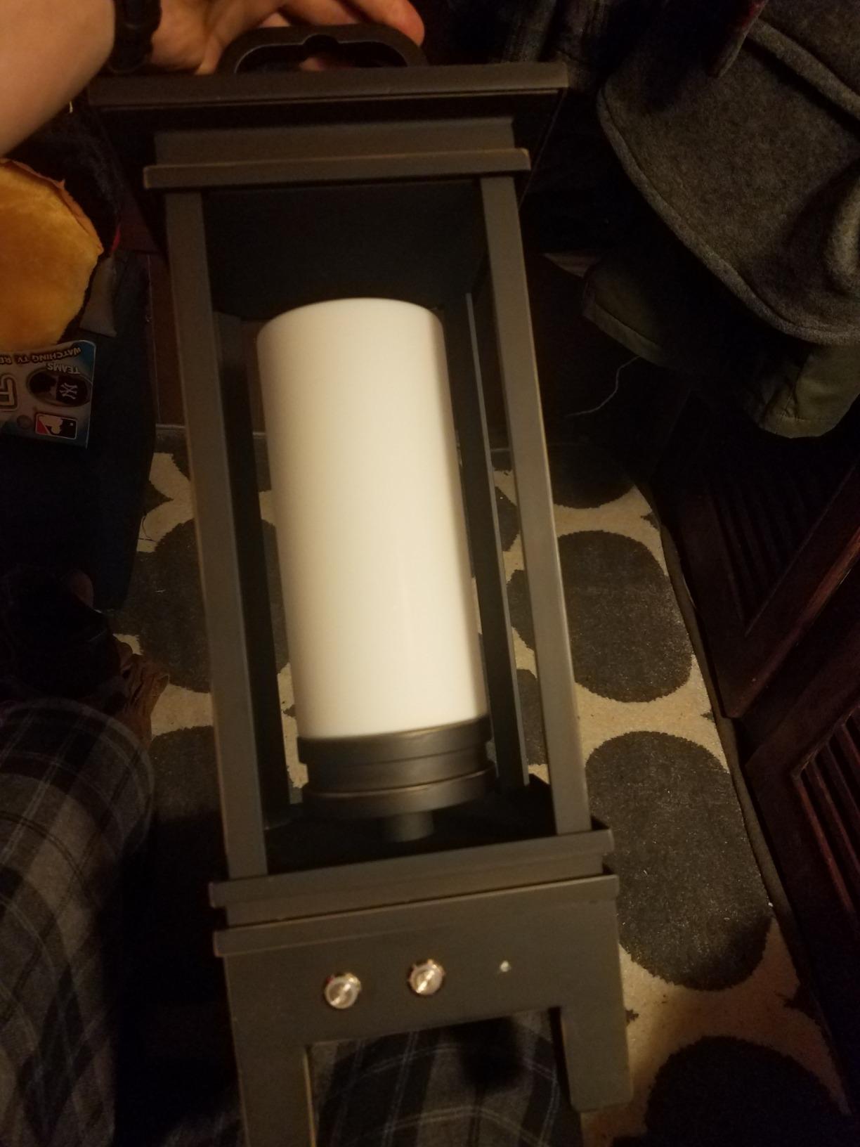 Nice lantern, but speaker could be better