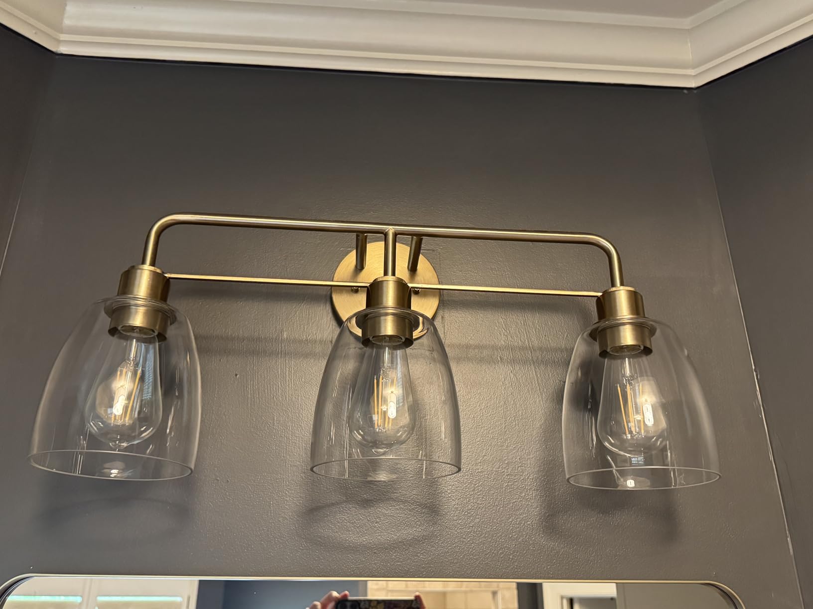 Stunning vanity light!