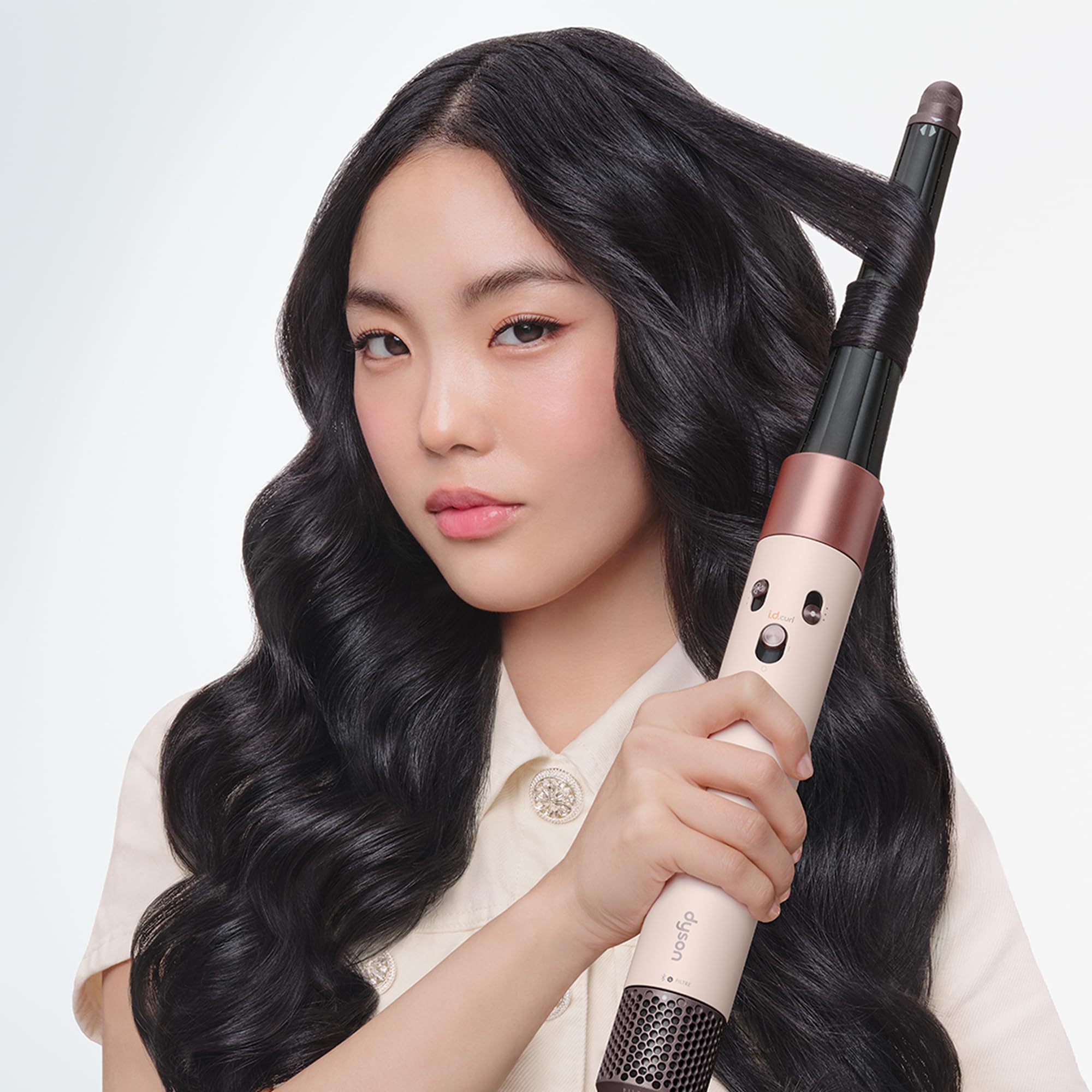 dyson-airwrap-i-d-multi-styler-allure-winner-bluetooth-connected-no-heat-damage- image 3