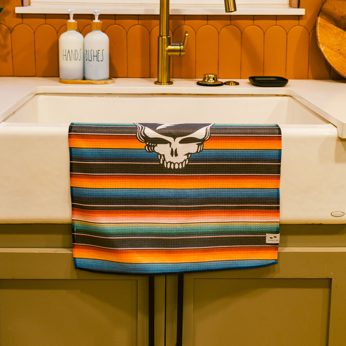 slowtide-althea-quick-dry-kitchen-towel-grateful-dead-x-slowtide image 2