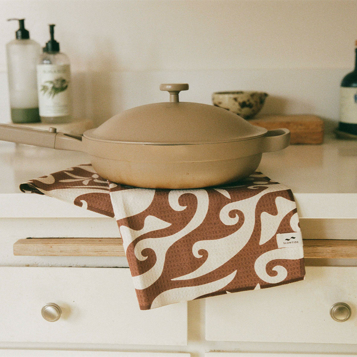 slowtide-bailey-quick-dry-kitchen-towel-toast-bailey-elder-x-slowtide image 2