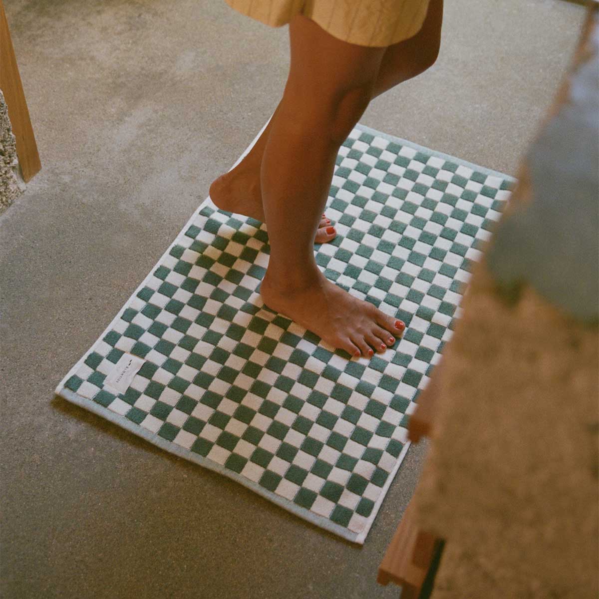 slowtide-mate-bath-mat-sage image 2