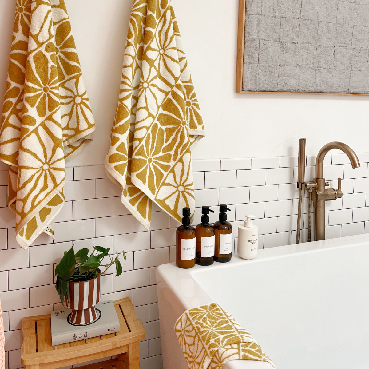 slowtide-ciao-zen-bath-towel-bundle-2-2-mustard image 2