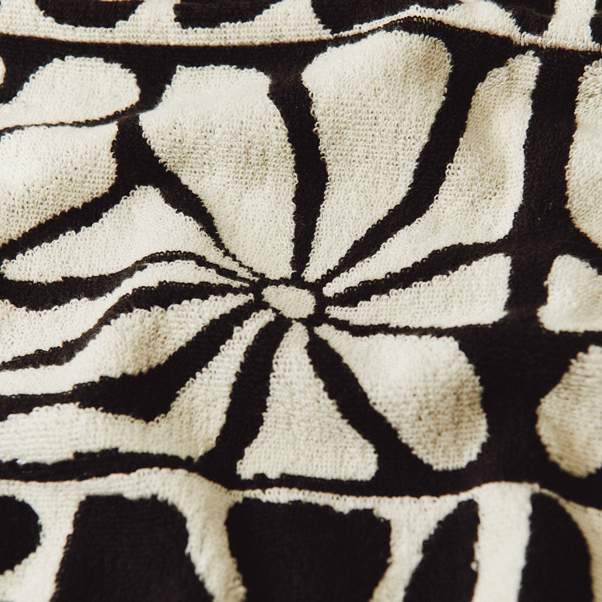 slowtide-ciao-zen-bath-towel-black-monica-bond-collaboration image 6