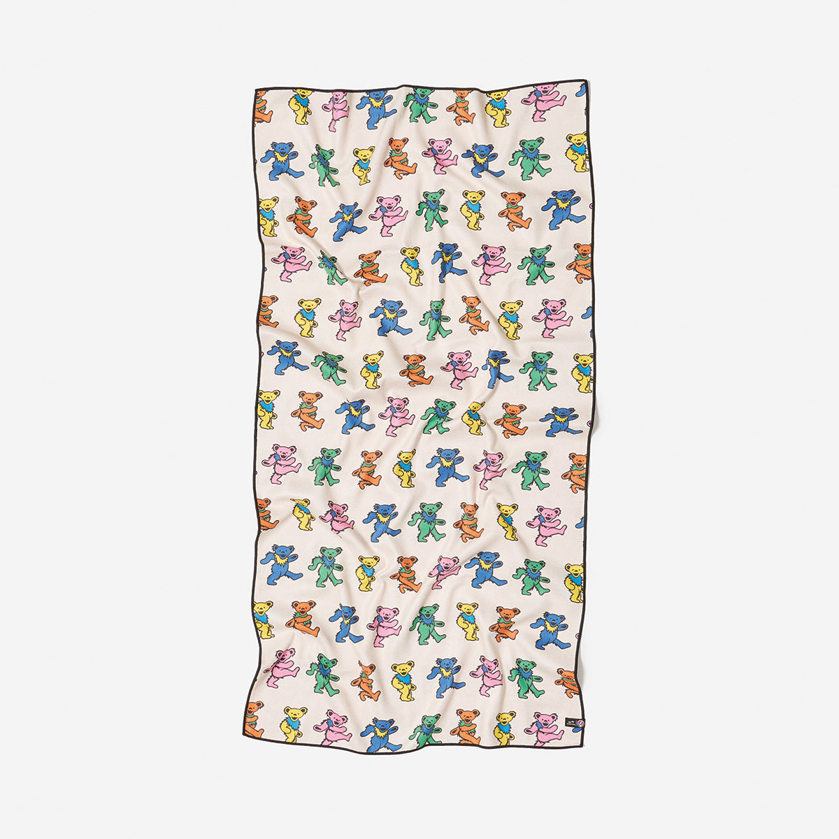 slowtide-dancing-bears-performance-quick-dry-towel-cream image 1