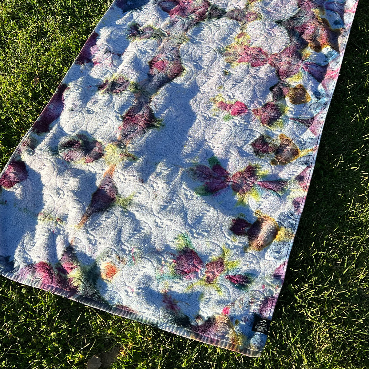slowtide-dye-grateful-bath-towel-grateful-dead-x-slowtide image 7