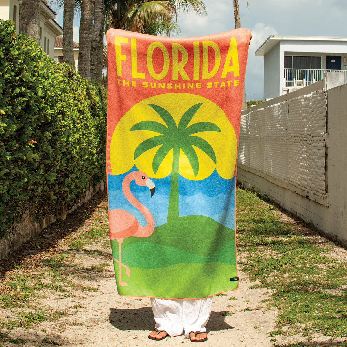 slowtide-everglades-performance-quick-dry-towel image 2