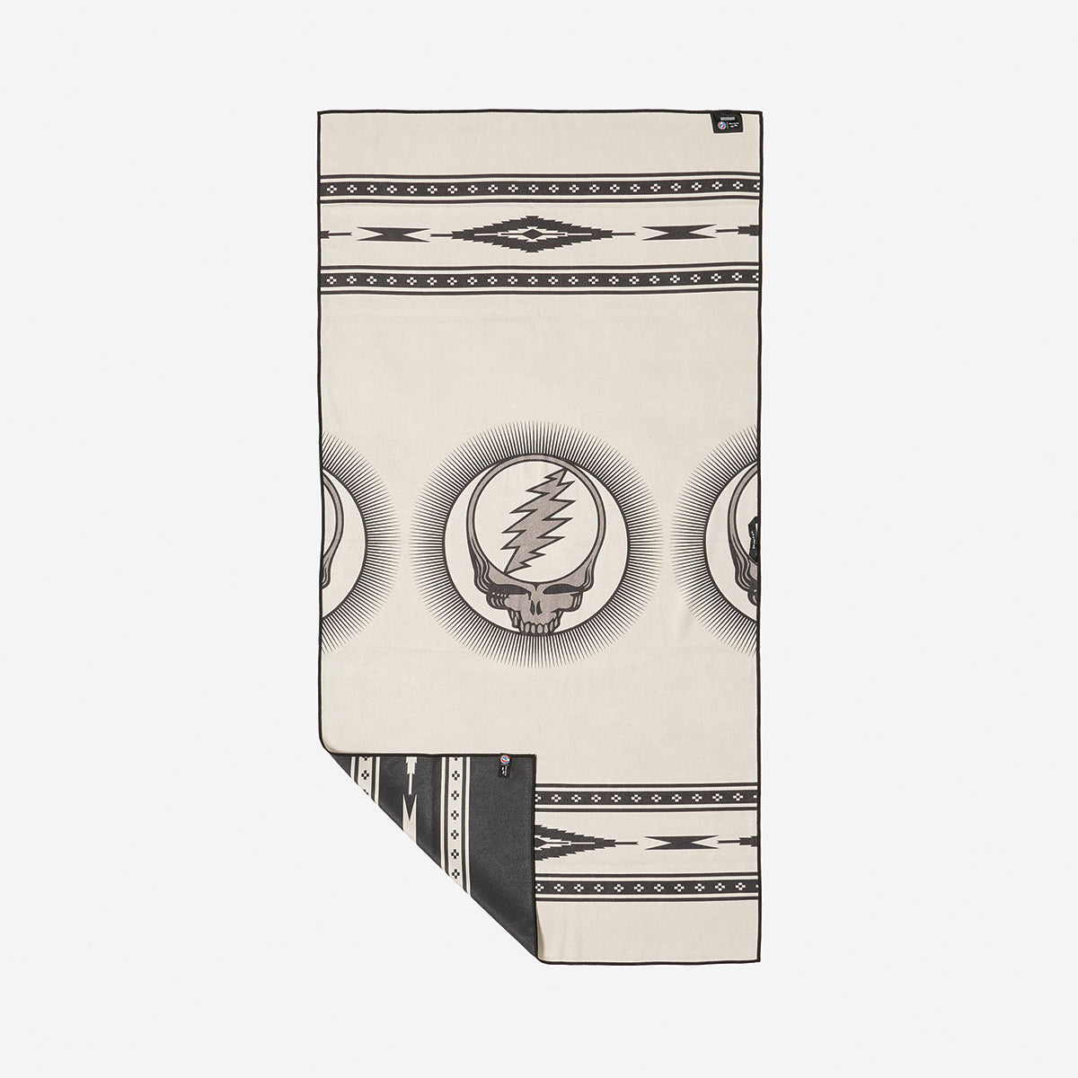 slowtide-fillmore-performance-quick-dry-towel-grateful-dead-x-slowtide image 5