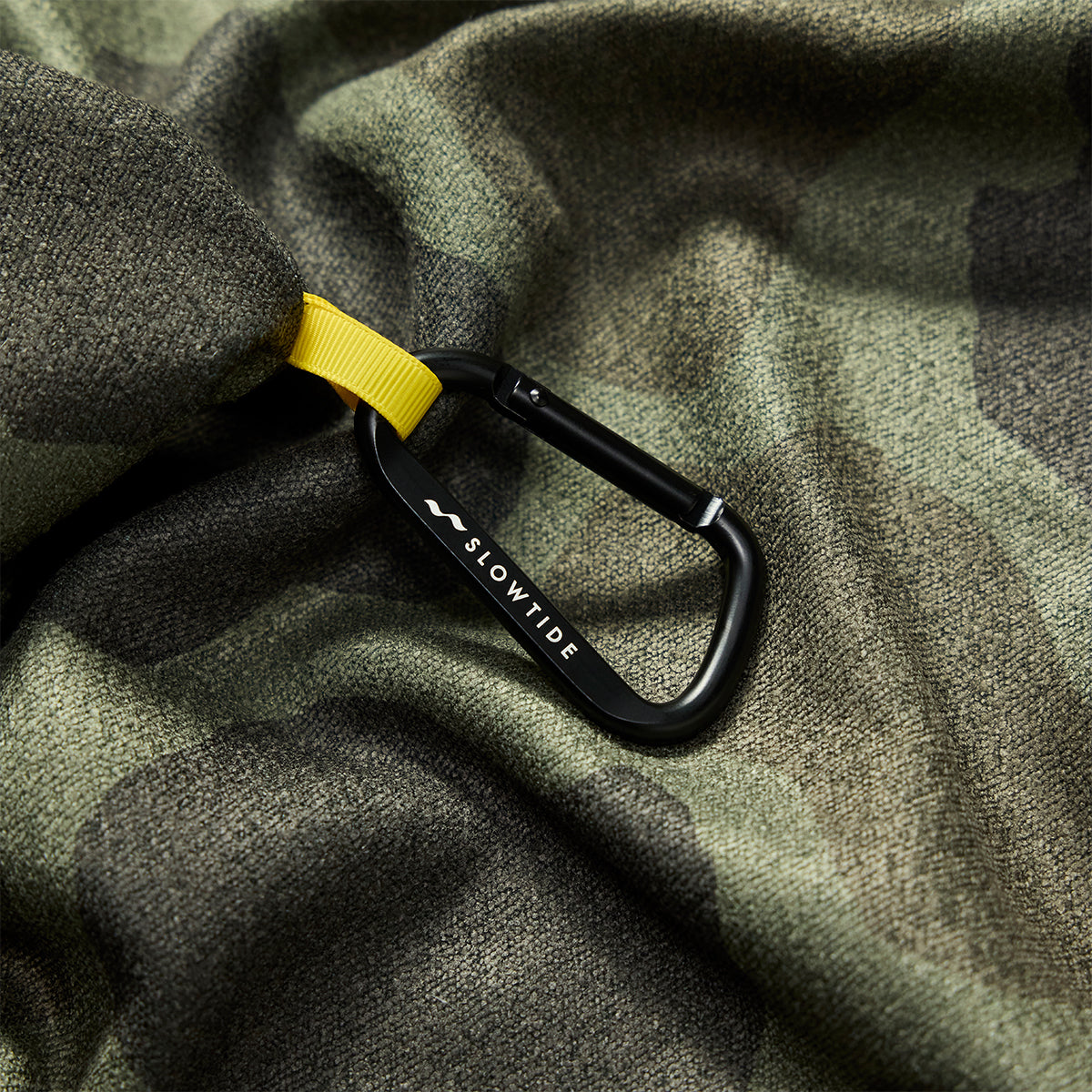 slowtide-florence-packable-performance-quick-dry-towel-overland image 5