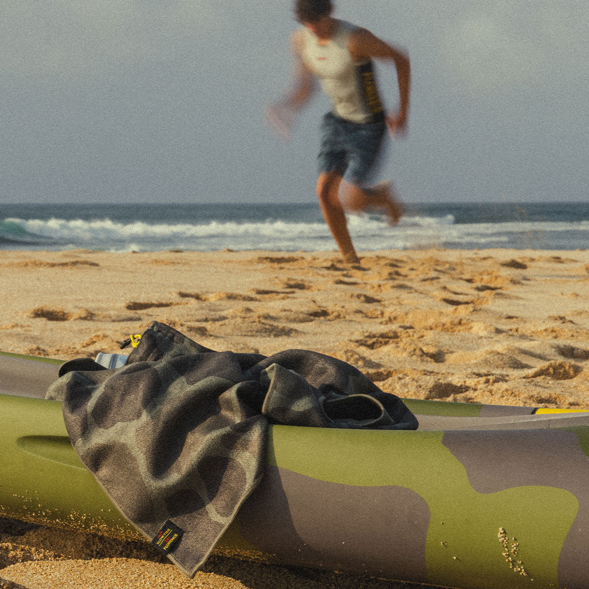 slowtide-florence-packable-performance-quick-dry-towel-overland image 2