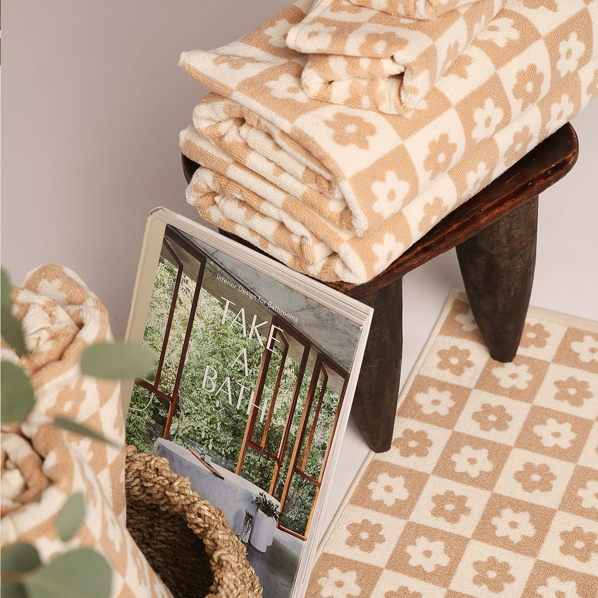 slowtide-gigi-bath-towel-bundle-2-2-sandstone-checkerboard-floral image 4