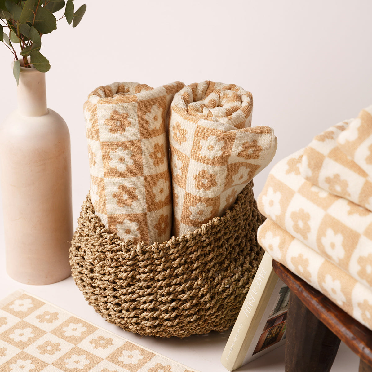 slowtide-gigi-bath-towel-bundle-2-2-sandstone-checkerboard-floral image 3