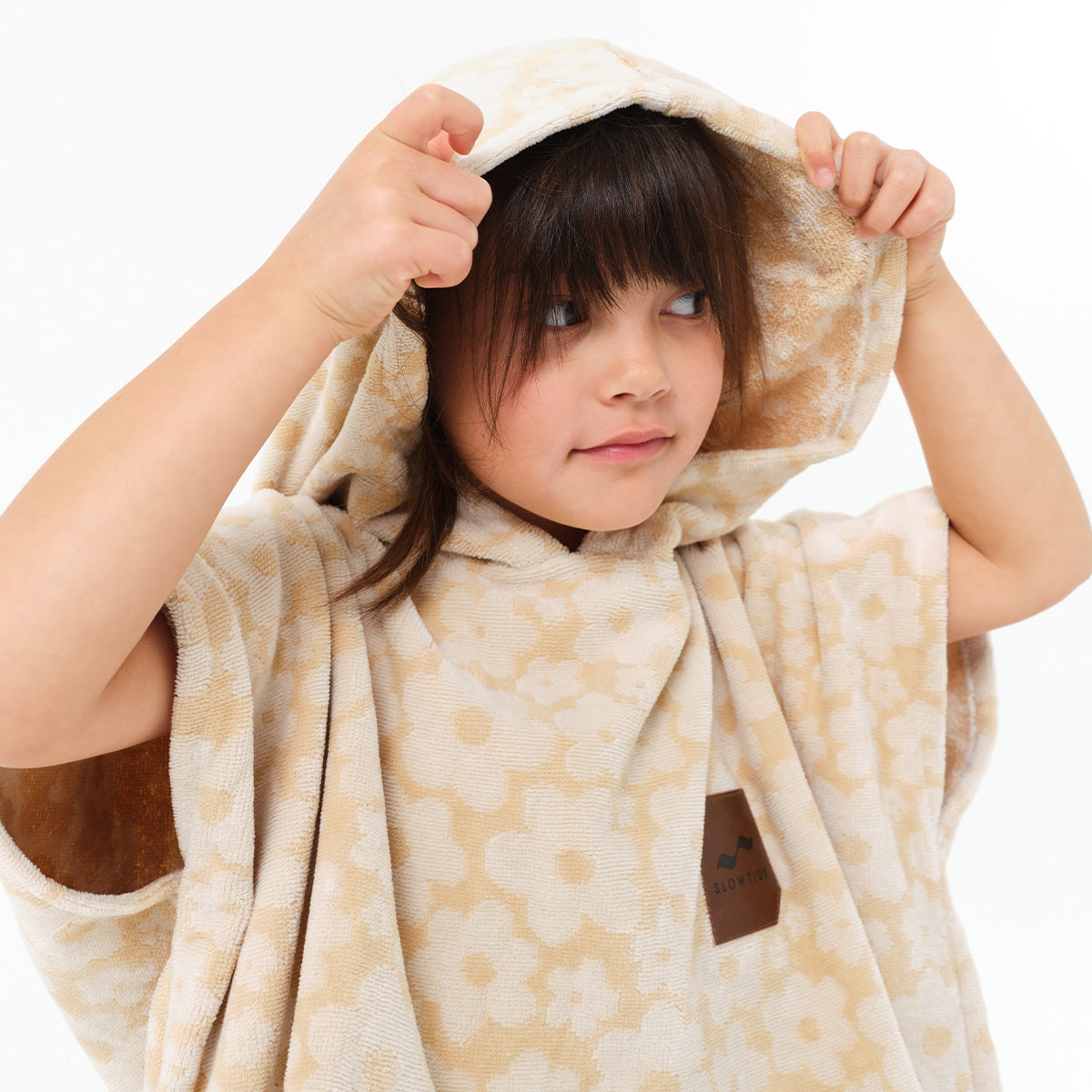 slowtide-ginny-kids-poncho image 3