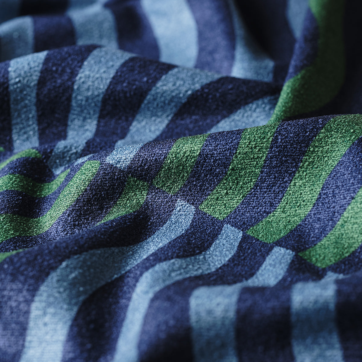 slowtide-hideout-performance-quick-dry-travel-towel-deep-pacific-schuyler-beecro image 2