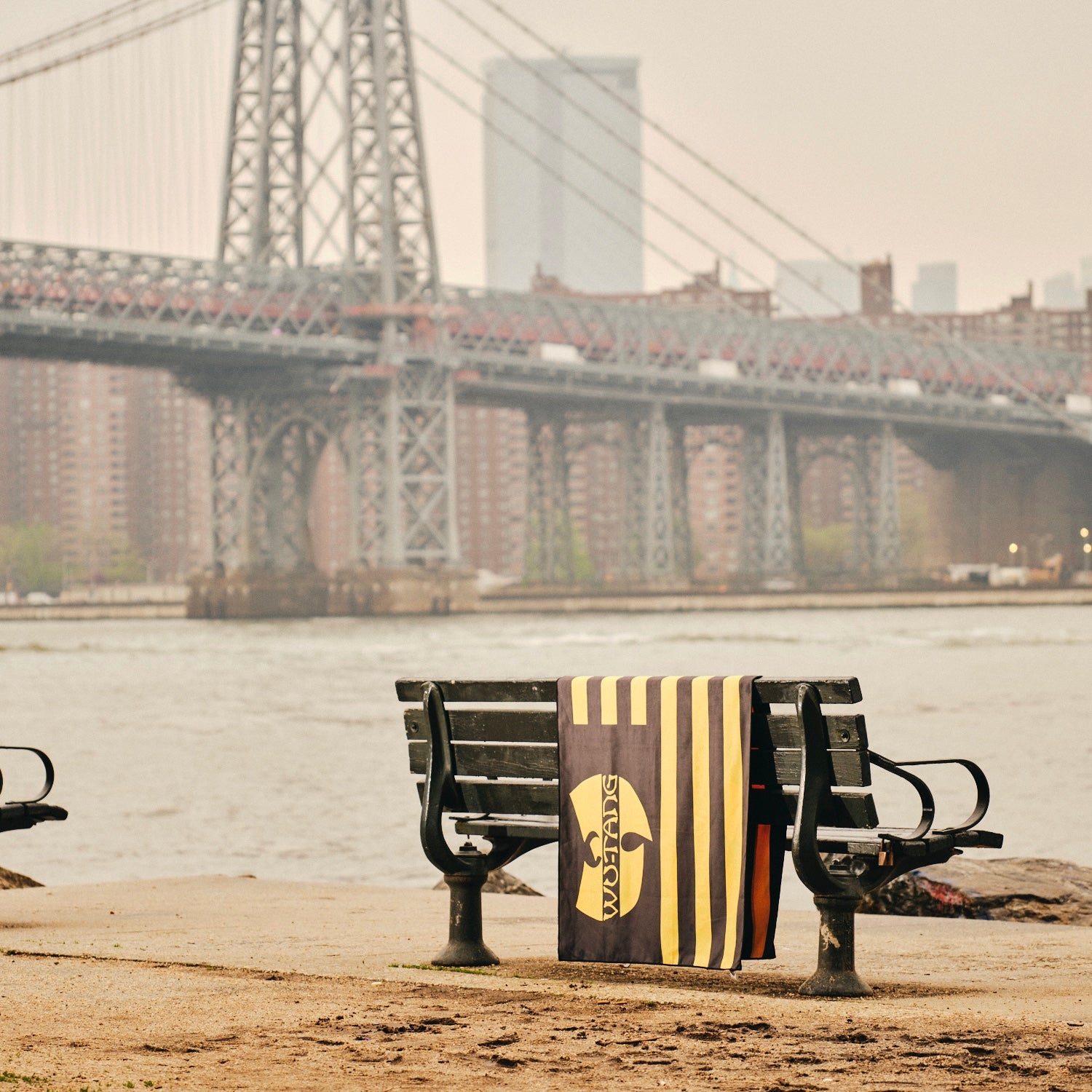 slowtide-staten-lightweight-quick-dry-travel-towel-wu-tang-clan-x-slowtide image 2