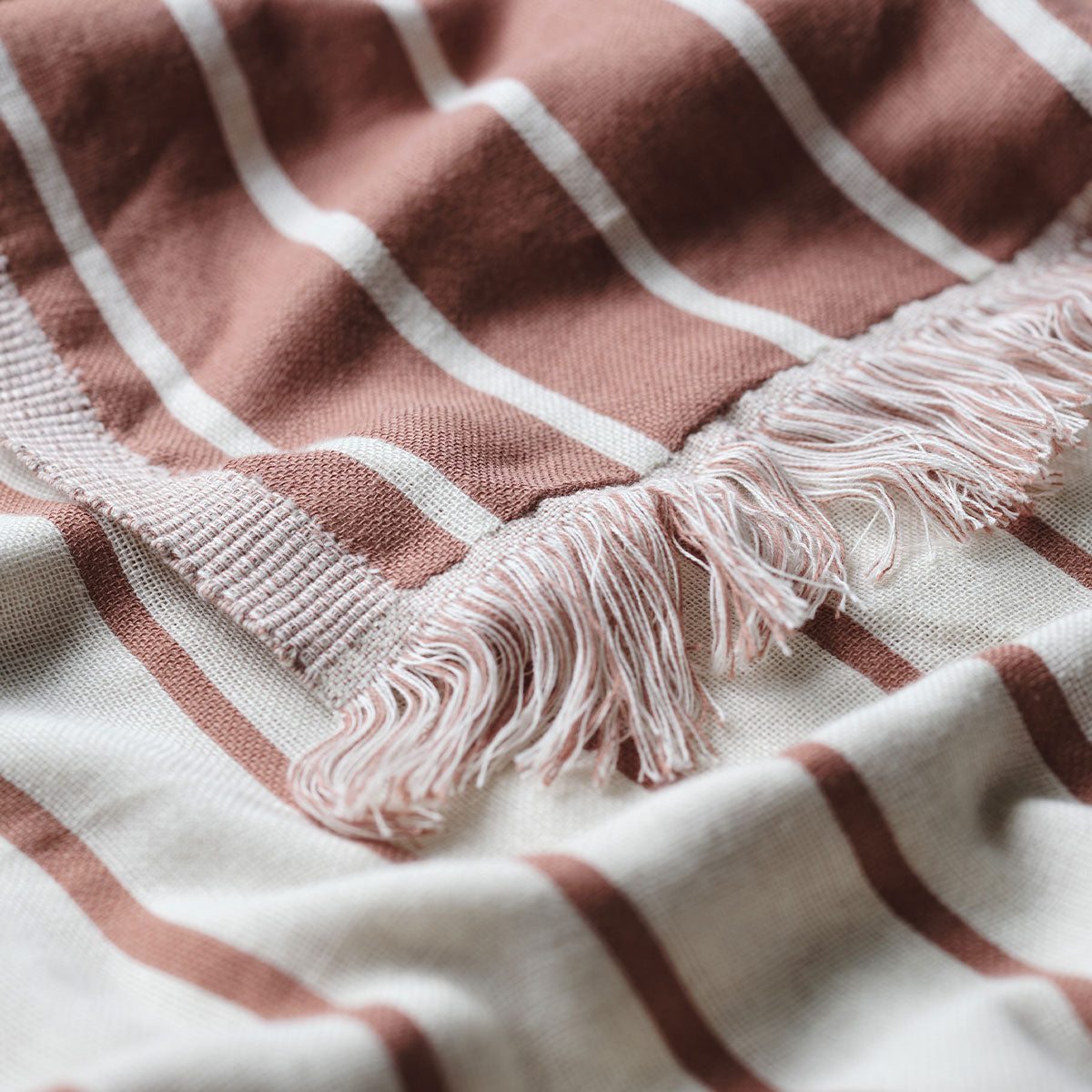 slowtide-koko-driftweave-turkish-towel-mousse image 2
