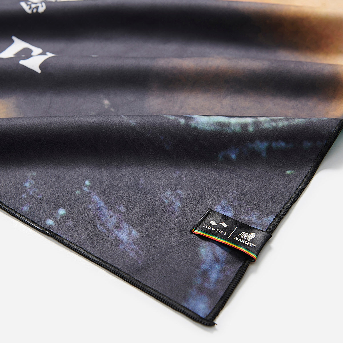 slowtide-legend-performance-quick-dry-travel-towel-bob-marley-x-slowtide image 4