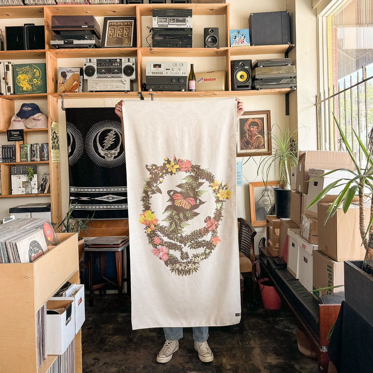 slowtide-lets-grow-together-performance-quick-dry-towel-cream-grateful-dead-coll image 3