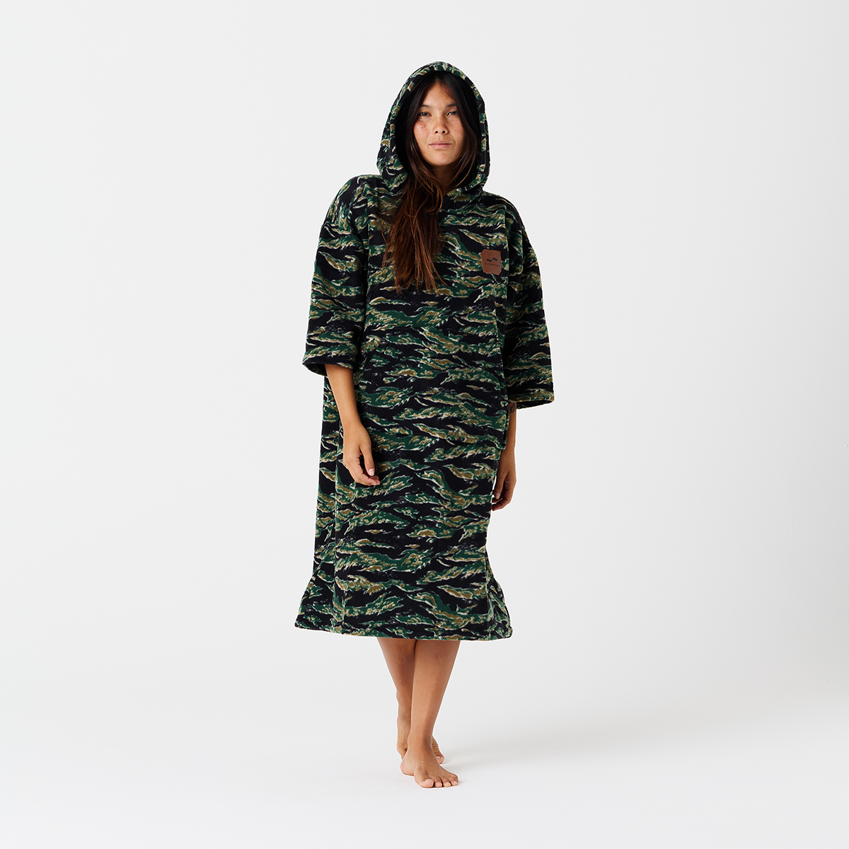 slowtide-major-chilling-fleece-poncho image 1