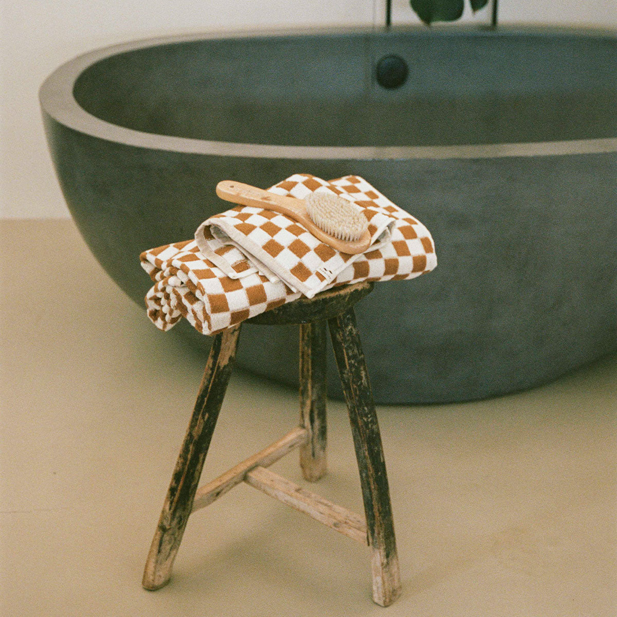 slowtide-mate-bath-towel-bundle-2-2-brush image 6