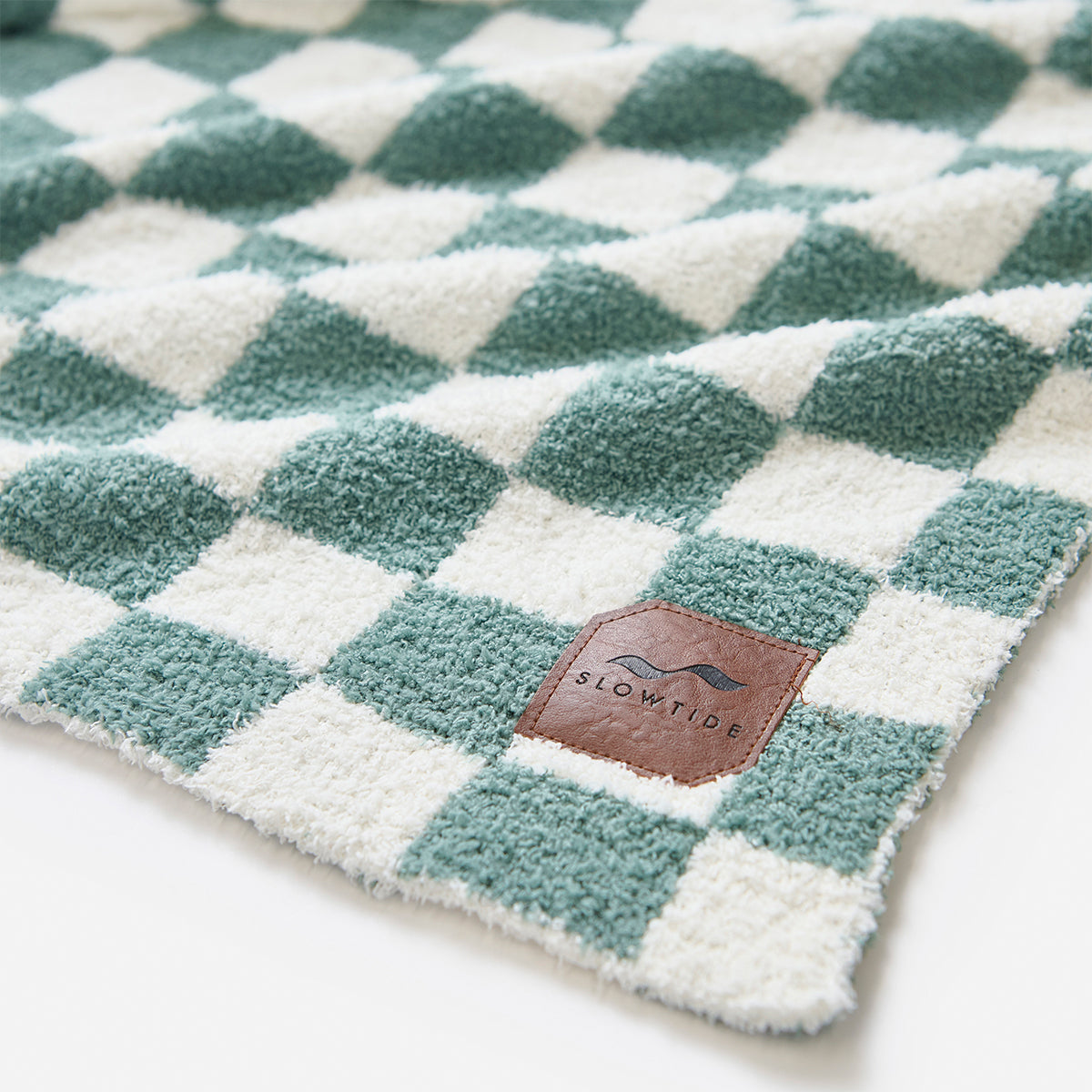 slowtide-mate-plush-knit-throw-blanket image 4