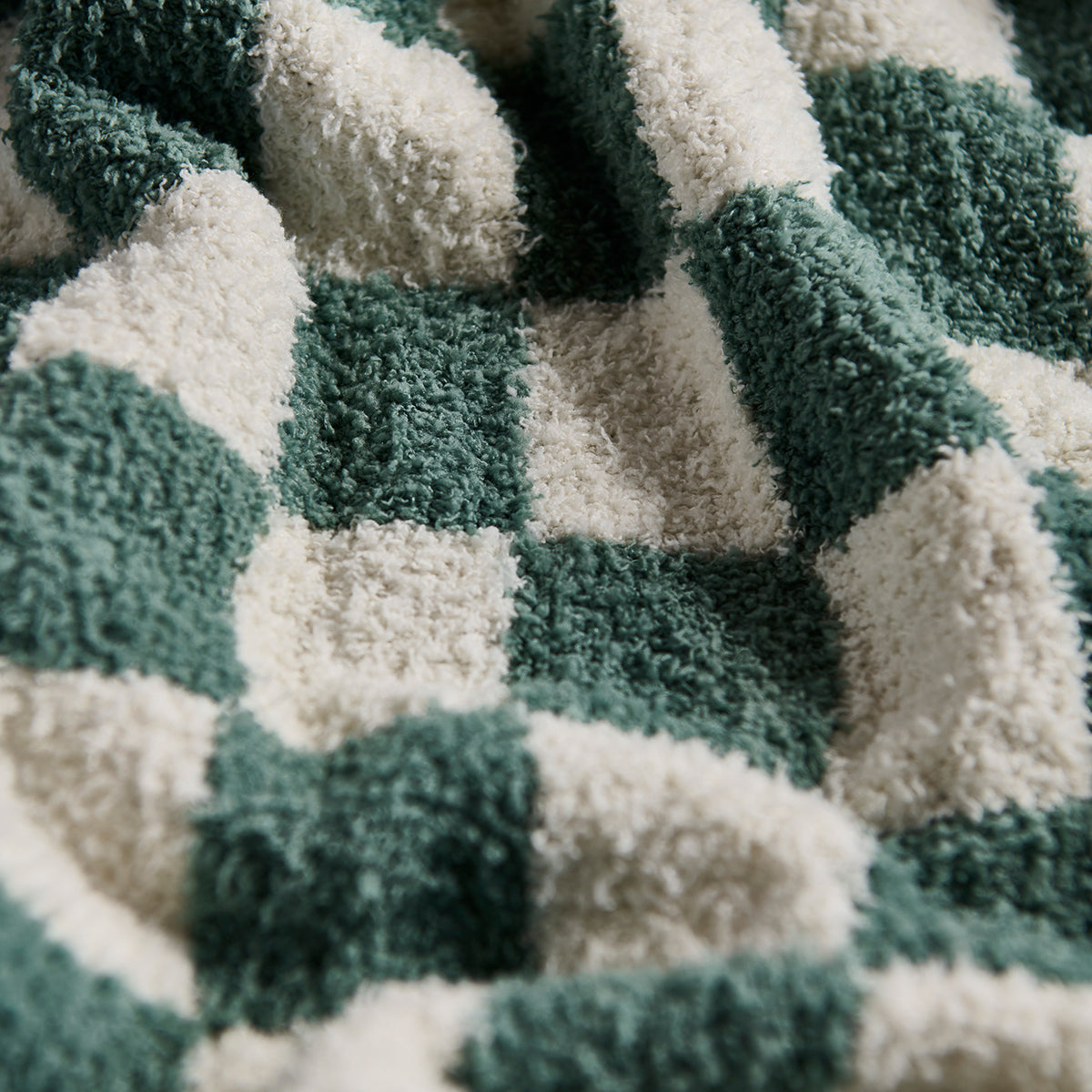 slowtide-mate-plush-knit-throw-blanket image 3