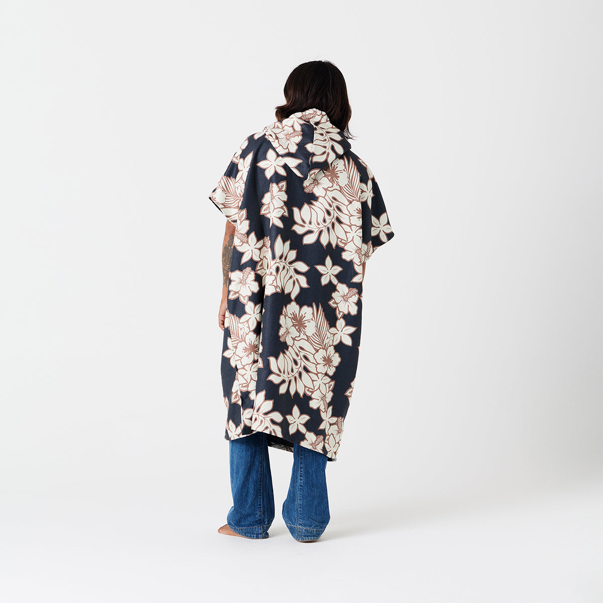 slowtide-olinda-quick-dry-poncho image 6