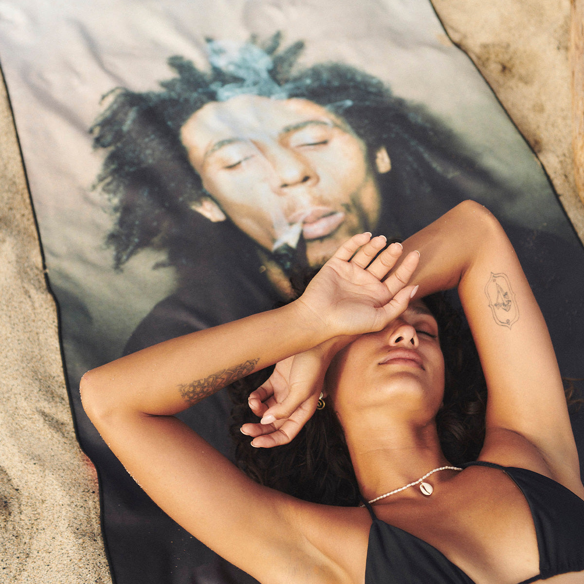 slowtide-one-drop-performance-quick-dry-travel-towel-bob-marley-x-slowtide image 4