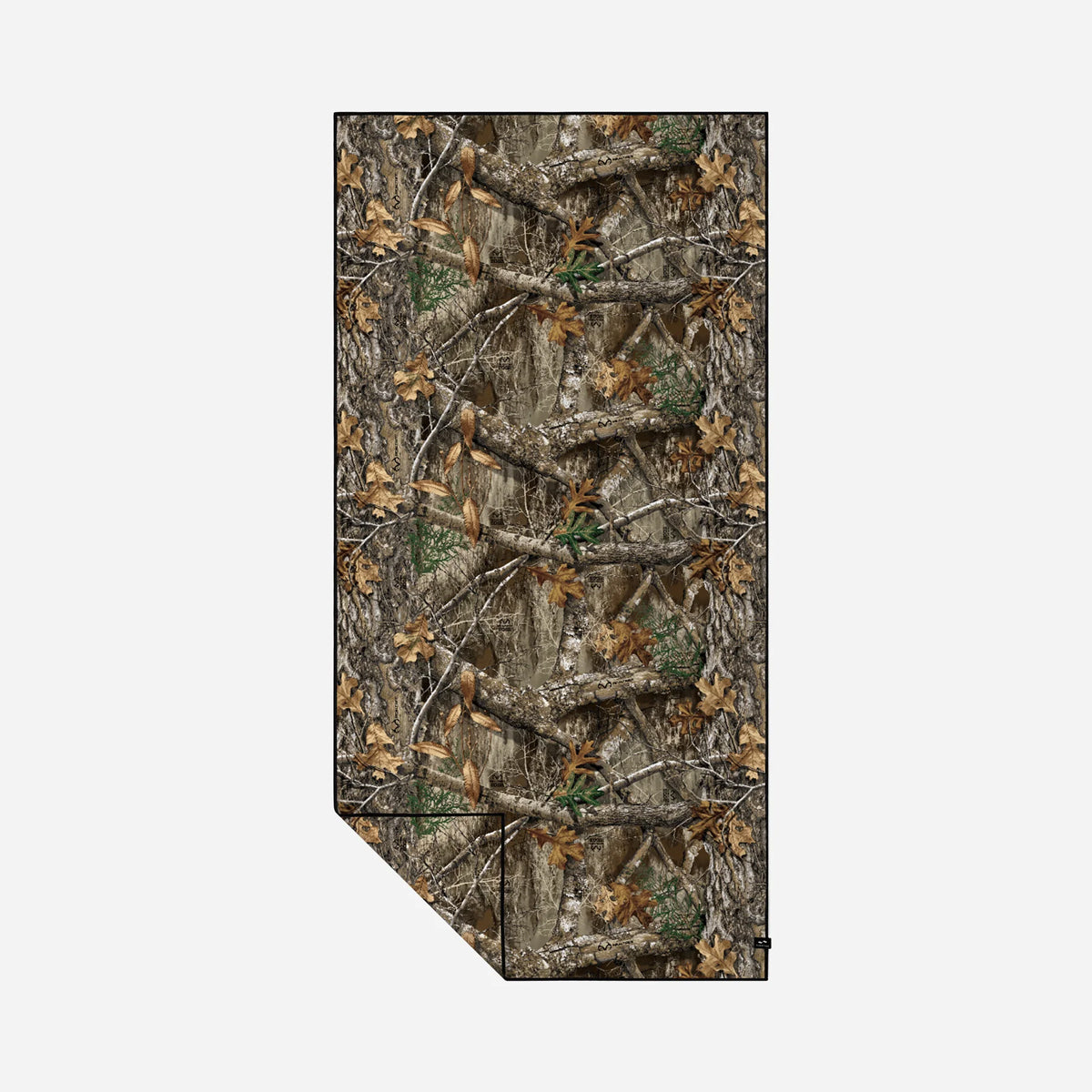 slowtide-realtree-performance-quick-dry-travel-towel image 1