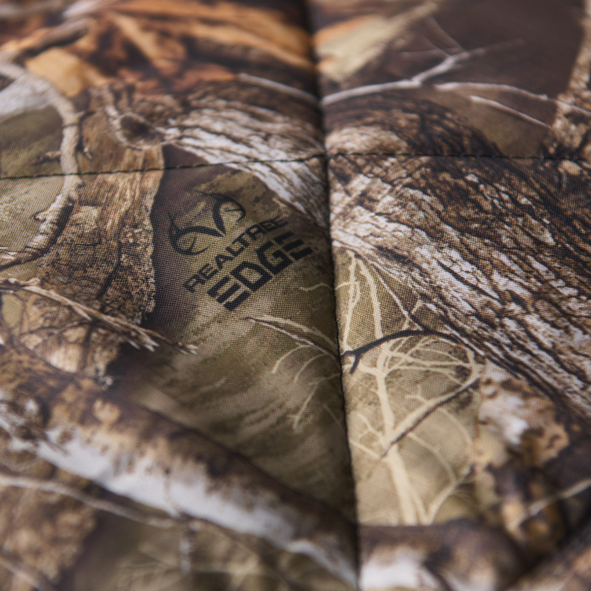 slowtide-realtree-packable-picnic-blanket image 3
