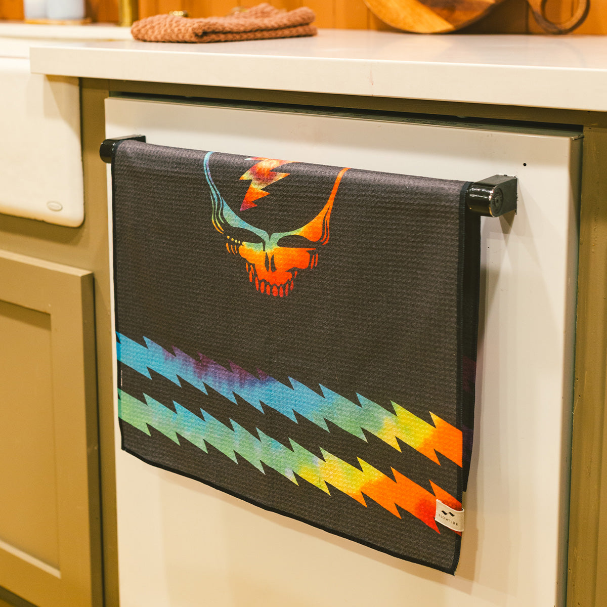 slowtide-ripple-quick-dry-kitchen-towel-grateful-dead-x-slowtide image 2