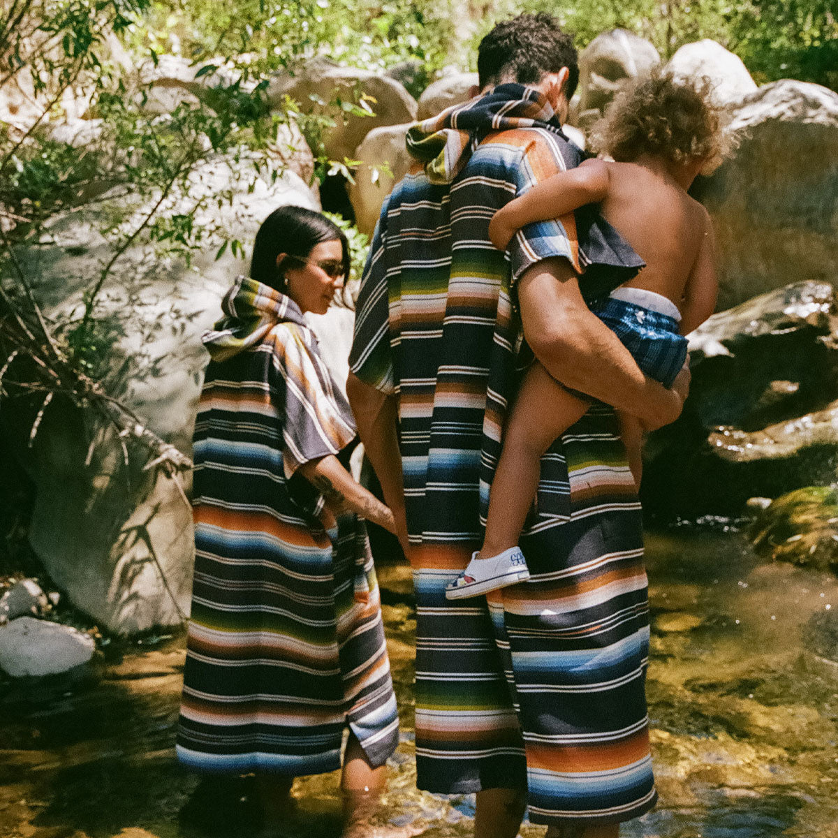 slowtide-santana-quick-dry-changing-poncho image 7