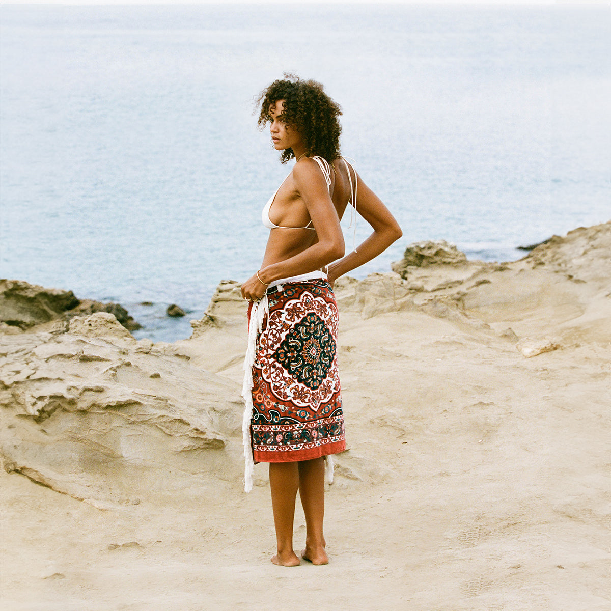 slowtide-haven-beach-towel-burgundy image 4
